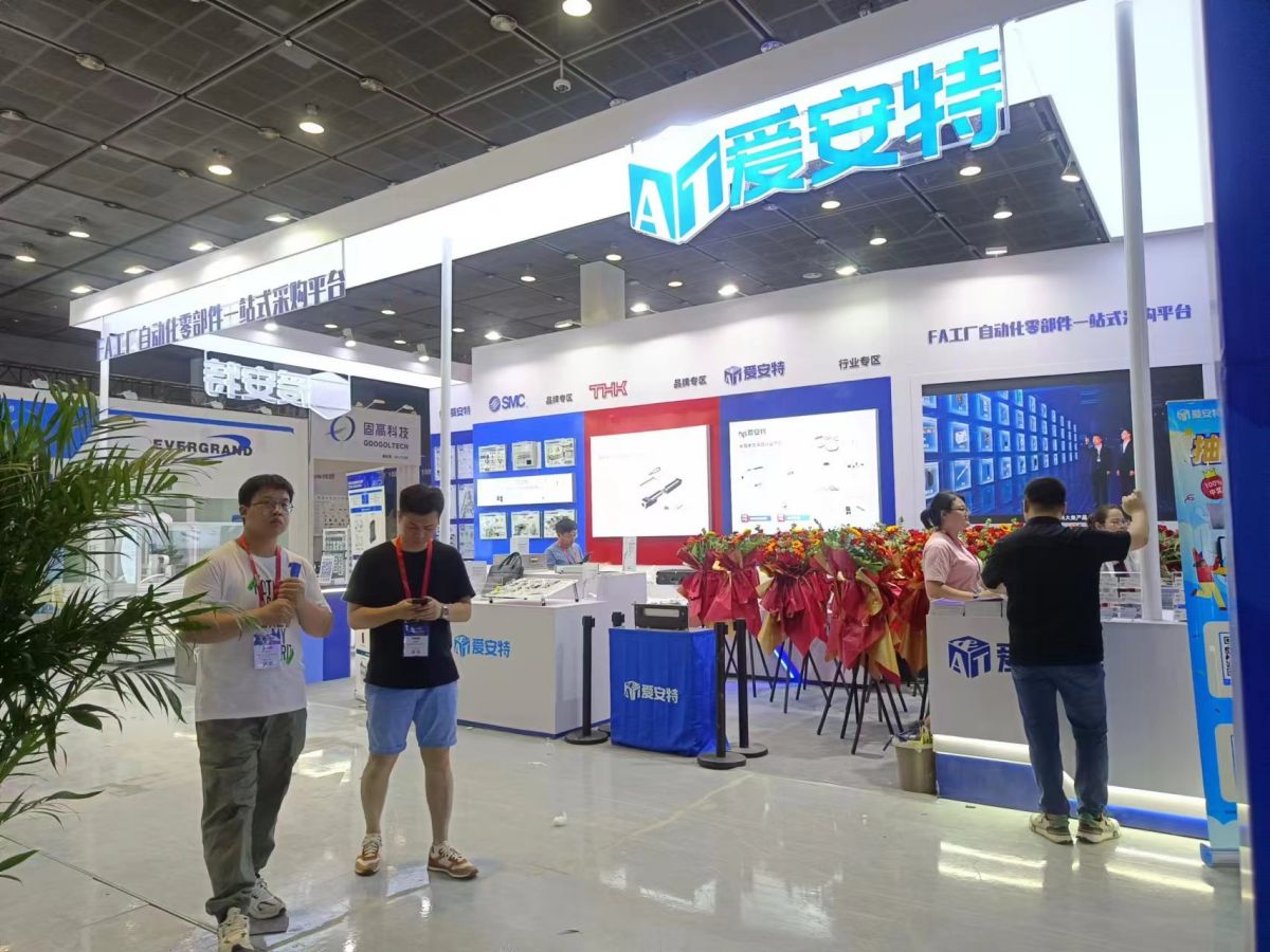 深圳展臺(tái)搭建與設(shè)計(jì)的行業(yè)發(fā)展趨勢(shì)(圖1) 深圳展臺(tái)搭建與設(shè)計(jì)的行業(yè)發(fā)展趨勢(shì)(圖1)