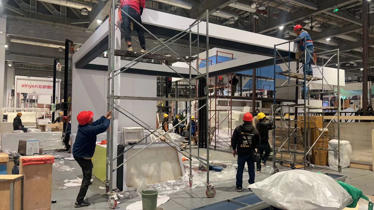 底特律展會設計搭建中的燈光與布局藝術(圖1)