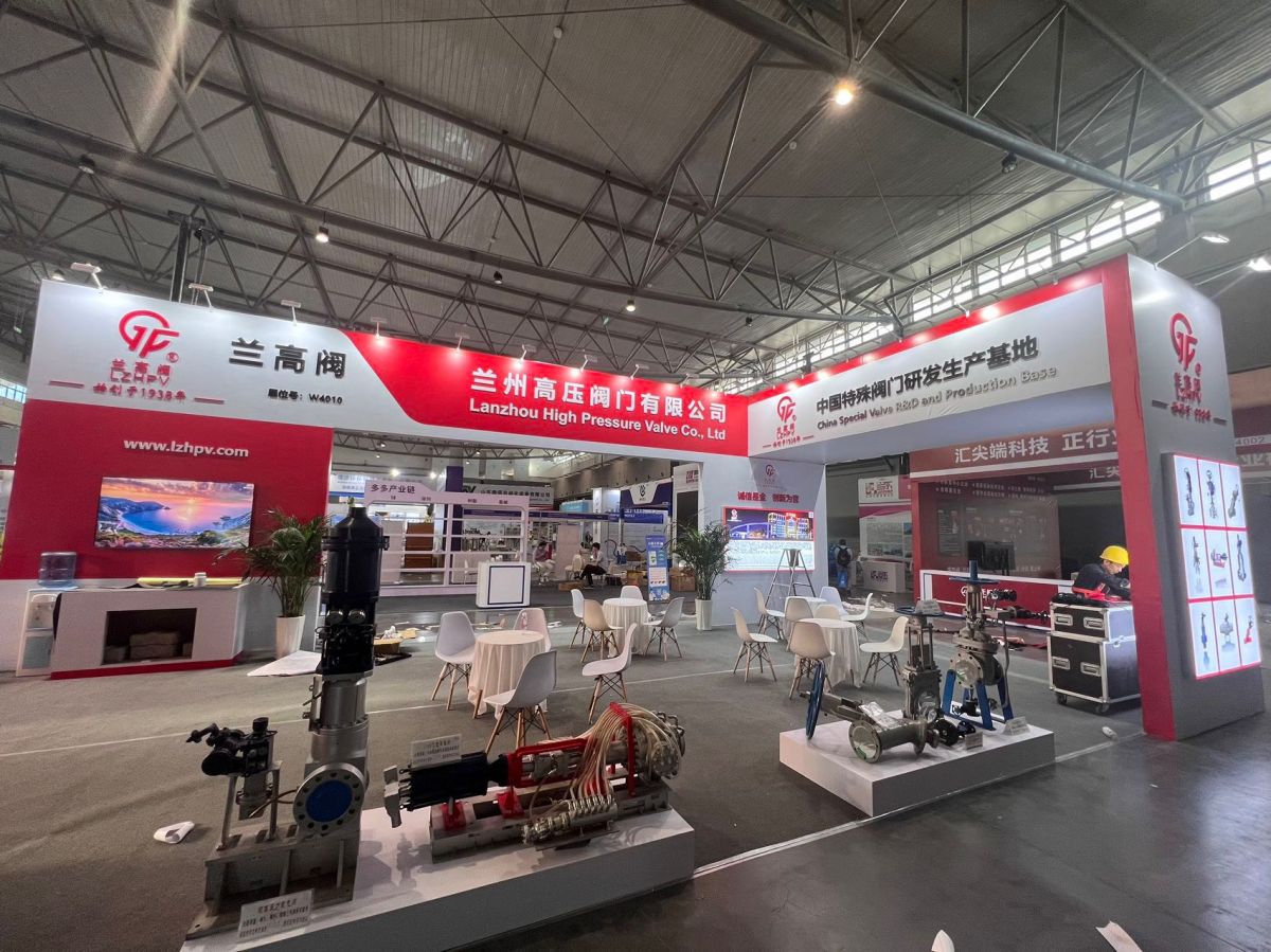 深圳展覽搭建公司:助力企業(yè)參展的必備指南(圖1) 深圳展覽搭建公司:助力企業(yè)參展的必備指南(圖1)